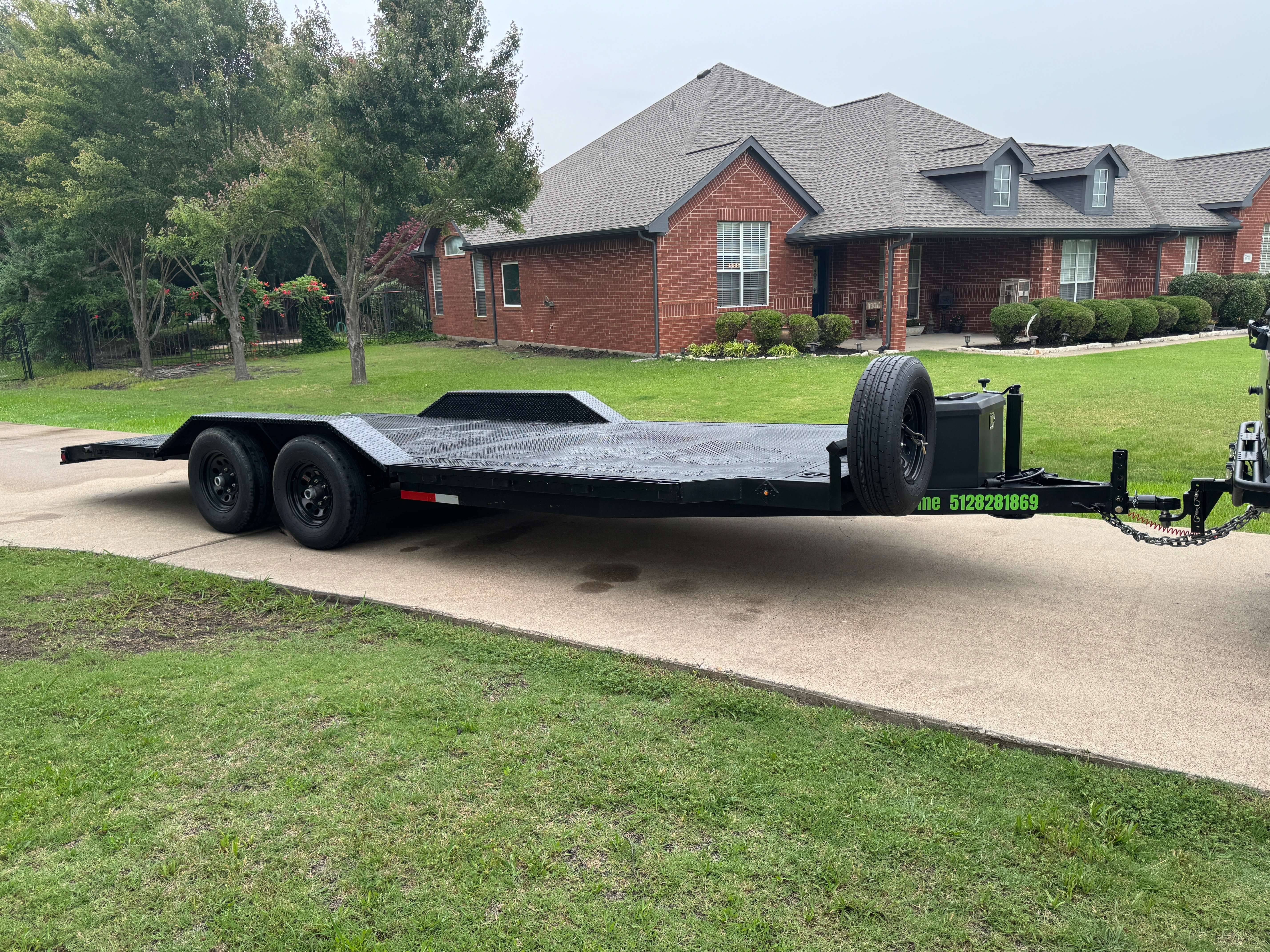 20 foot car hauler flatbed trailer for rent in Forney Texas - side view showing full trailer length